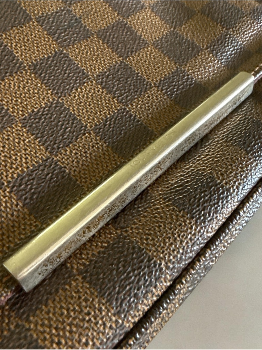 Louis Vuitton Damier Ebene Hoxton PM Crossbody Bag - Picture 6 of 7